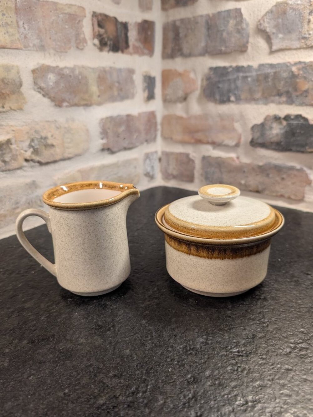 Mikasa Stone Manor Creamer F5800 Round Speckled Cream Speckled & Sugar Japan